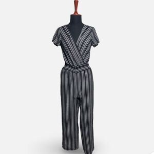 Apt 9 Short Sleeve Jumpsuit- Black & White Stripes- Wide Leg- Women's Size Small
